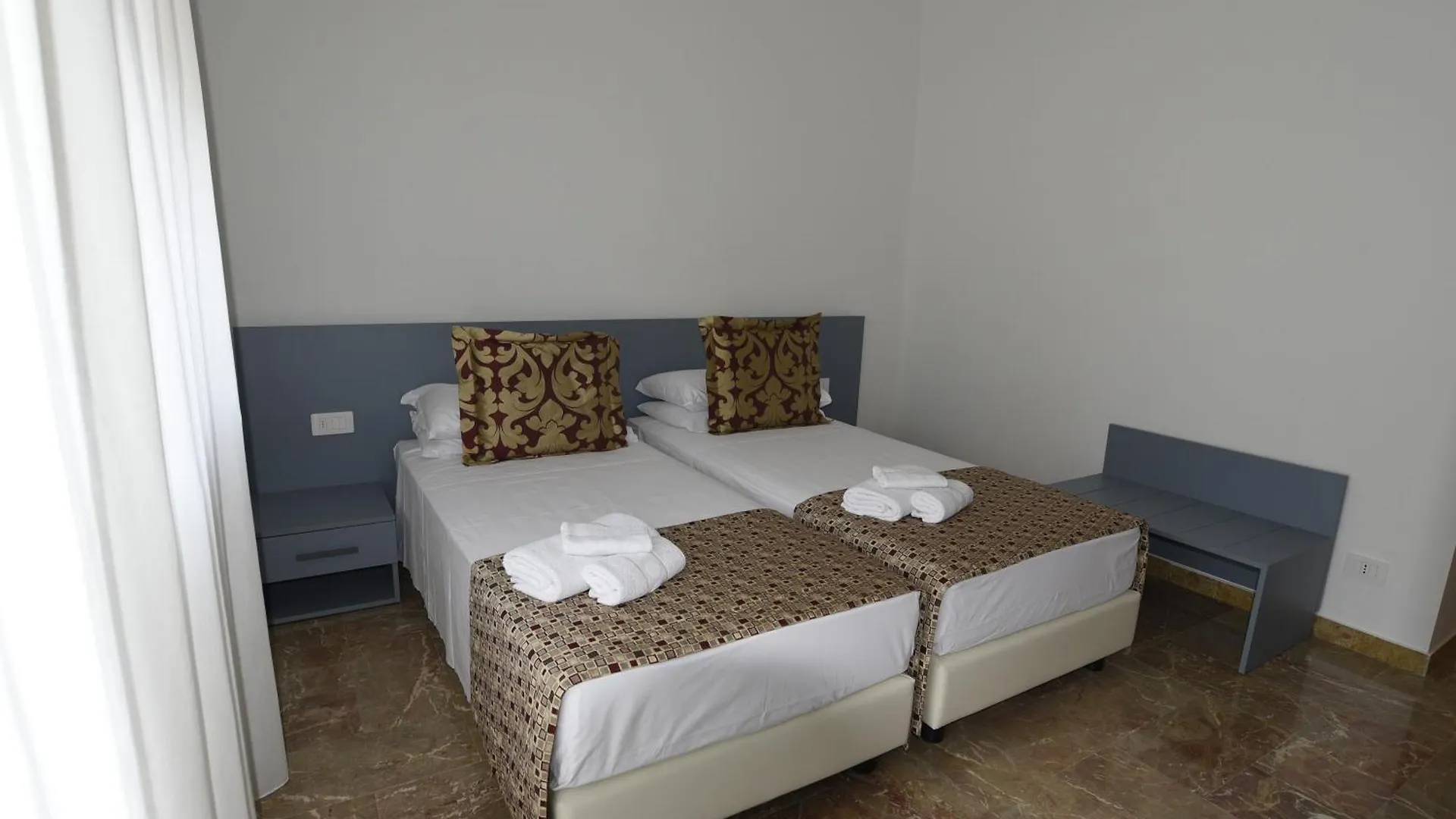 Bed And Breakfast Alla Posta Venedik